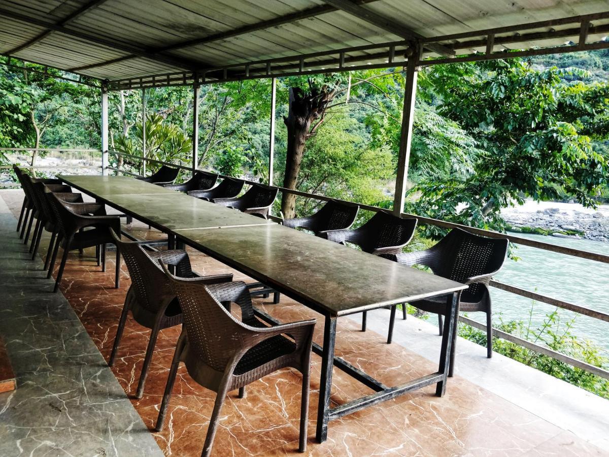 ホテル Camp High 5 Jayalgarh Dāngchura エクステリア 写真