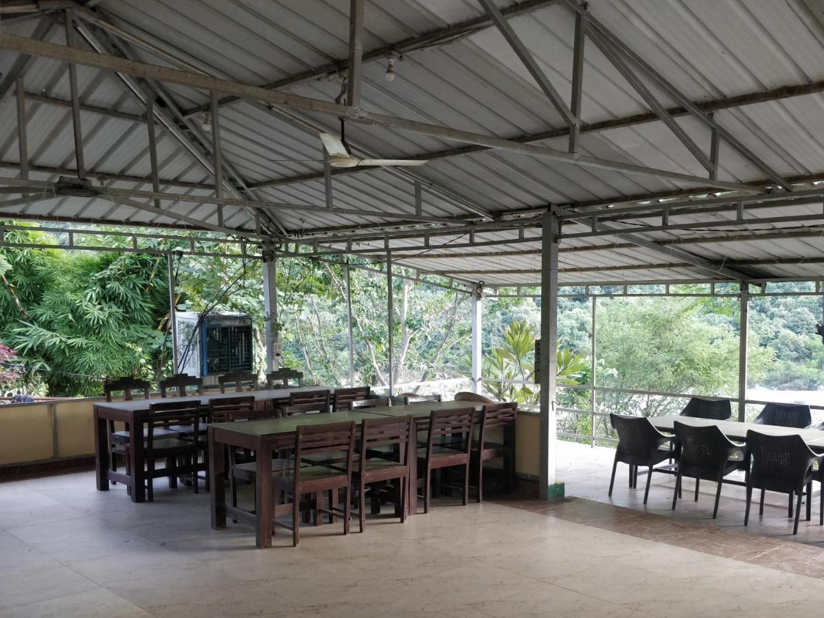 ホテル Camp High 5 Jayalgarh Dāngchura エクステリア 写真