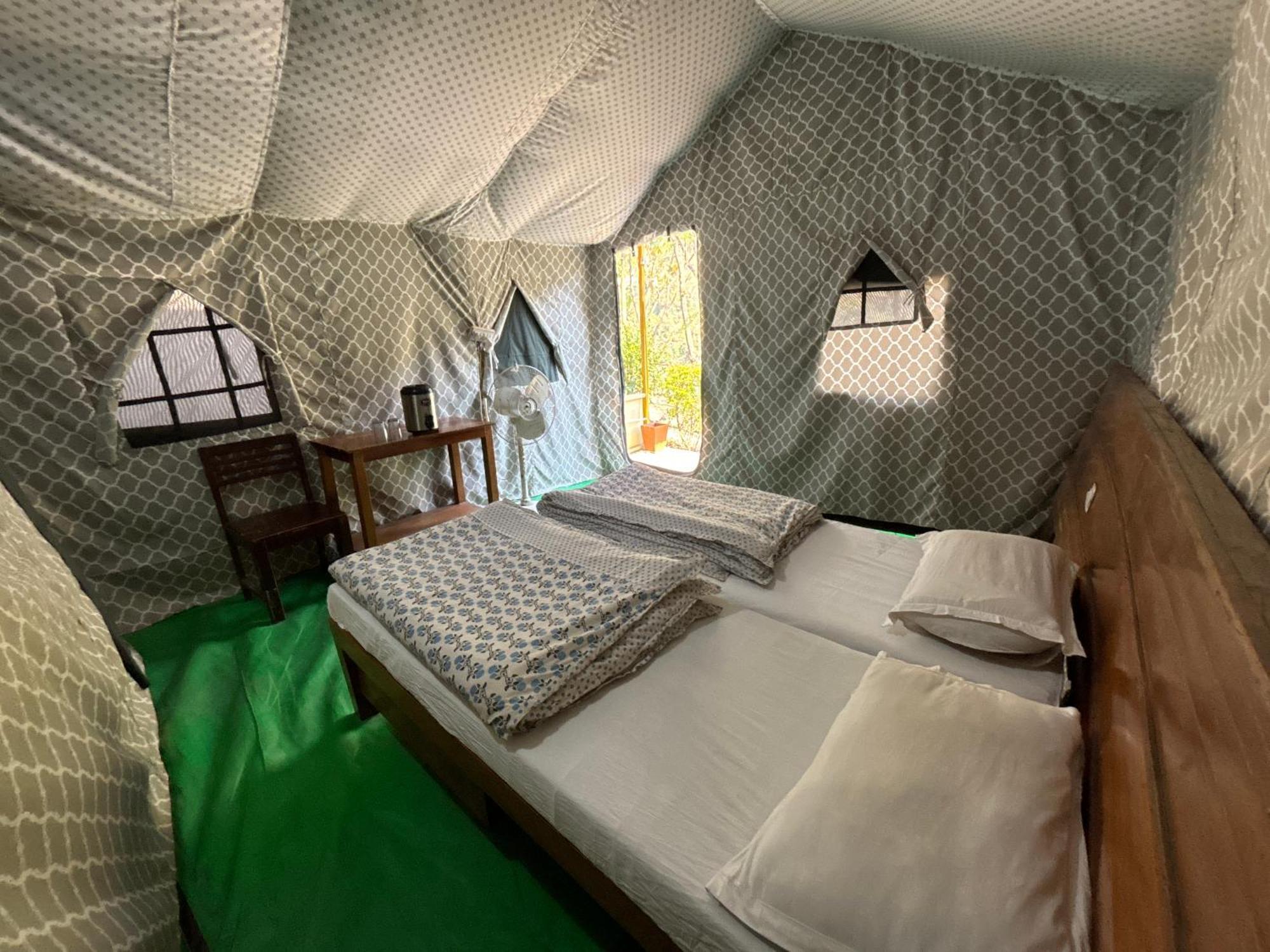 ホテル Camp High 5 Jayalgarh Dāngchura エクステリア 写真
